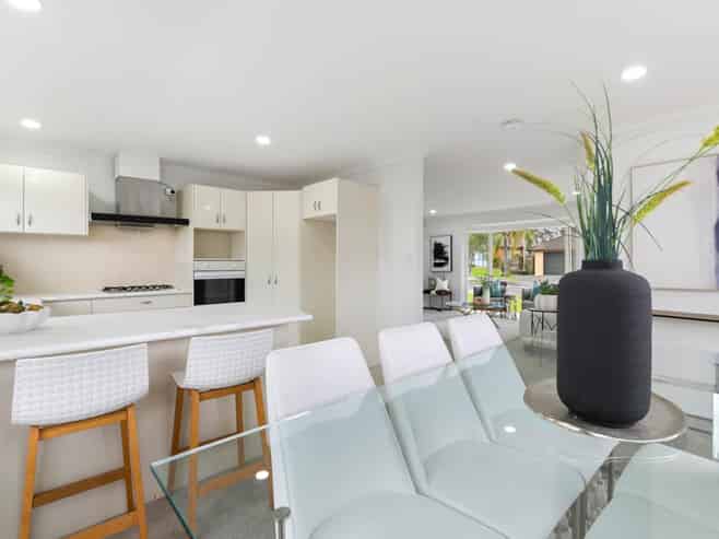 8  Willowbank Close, East Tamaki Heights
