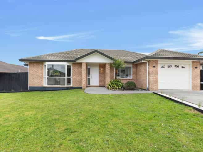 8  Willowbank Close, East Tamaki Heights