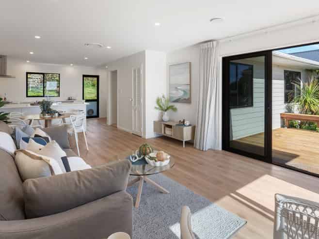 87 Huia Street, WAIKANAE