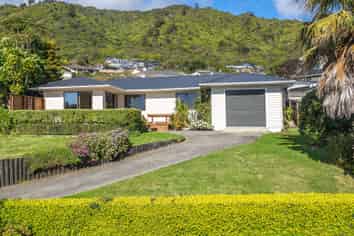 87 Huia Street, WAIKANAE