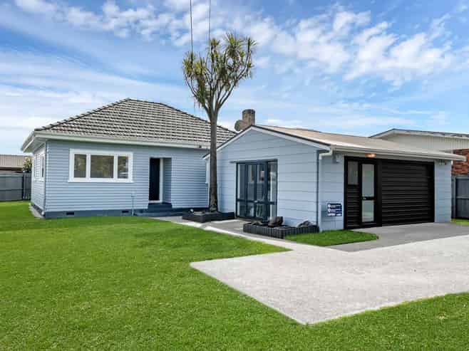 124 Old Wairoa Road, Papakura