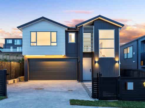 18 Pakirikiri Street, Long Bay