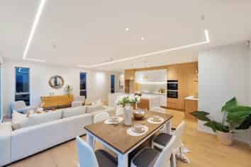 18 Pakirikiri Street, Long Bay