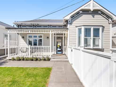 16 Buick Street, Petone