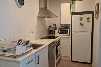 g05/28 Eileen Newey Place, Henderson