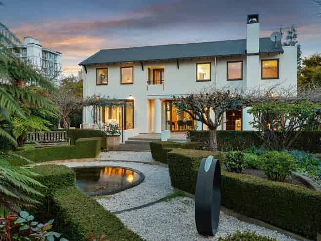 15 Rhodes Street, Merivale
