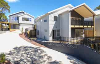 45 Chamberlain Road, Massey