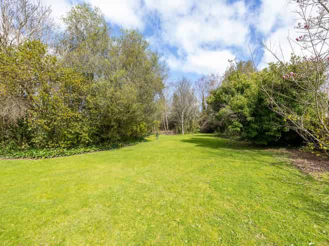 84 Kuratawhiti Street, Greytown