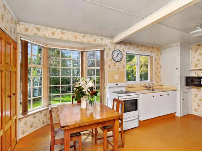 84 Kuratawhiti Street, Greytown