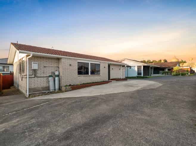 2/109 Great South Road, Manurewa