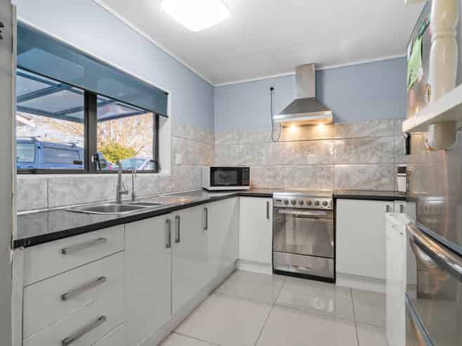 2/109 Great South Road, Manurewa