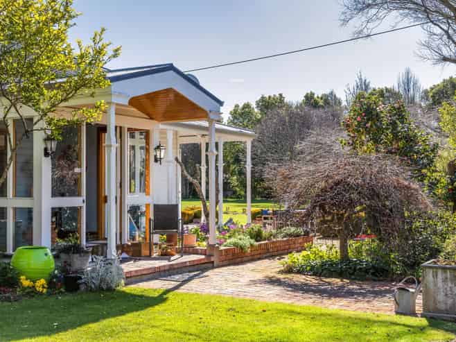 258 and 26 West Belt, Rangiora