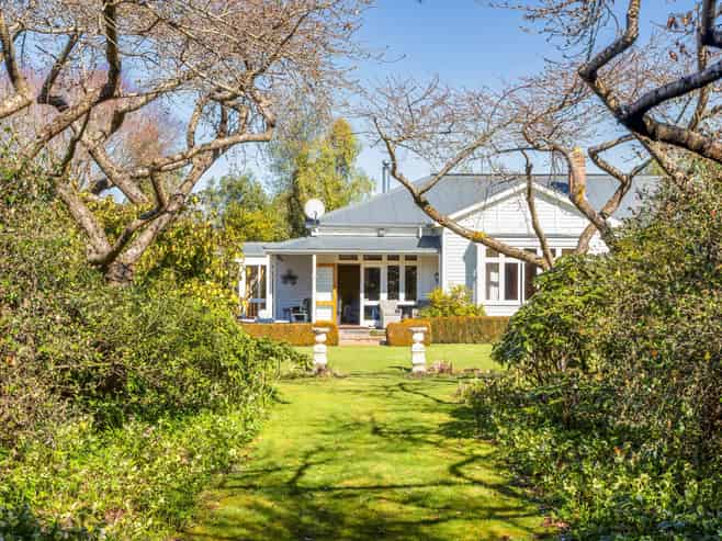 258 and 26 West Belt, Rangiora