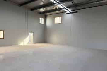 Office & Warehouse Space