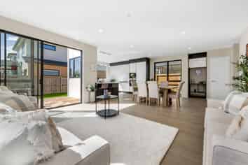 52B Taylor Road, Mangere Bridge