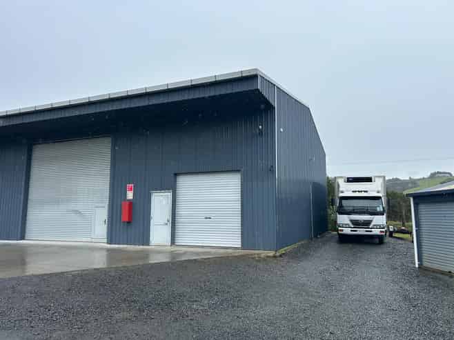 Secure Warehouse in Raglan’s Nau Mai Business Park