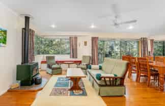 7 Martin Place, Cooks Beach