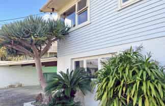 44 Memorial Drive, Parahaki