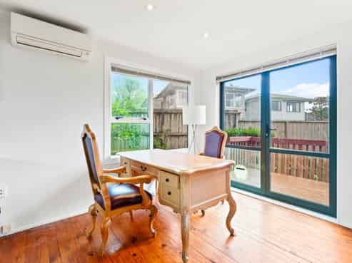 270U Sunset Road, Windsor Park