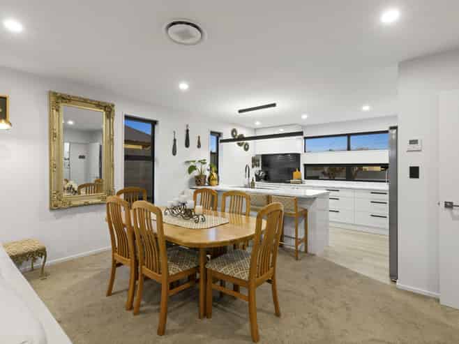41 Carlsen Street, Burwood