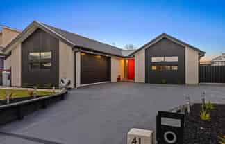 41 Carlsen Street, Burwood