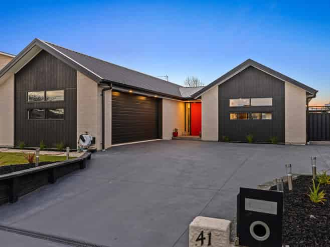 41 Carlsen Street, Burwood