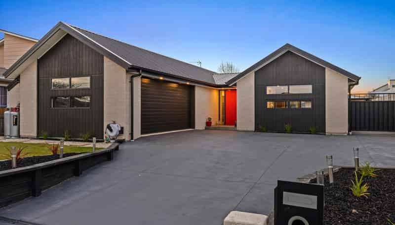 41 Carlsen Street, Burwood