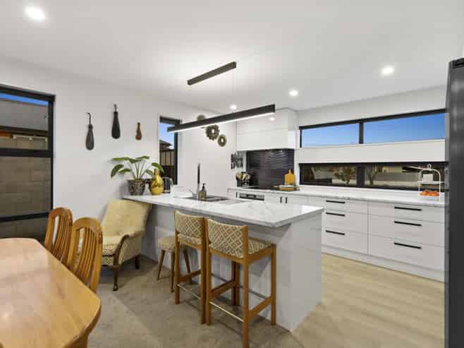 41 Carlsen Street, Burwood