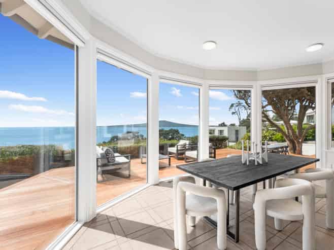 220 Lake Road, Takapuna