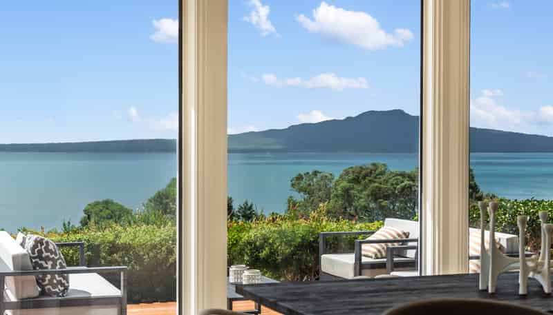 220 Lake Road, Takapuna