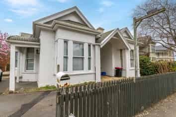 Room 2/1036 George Street, North Dunedin