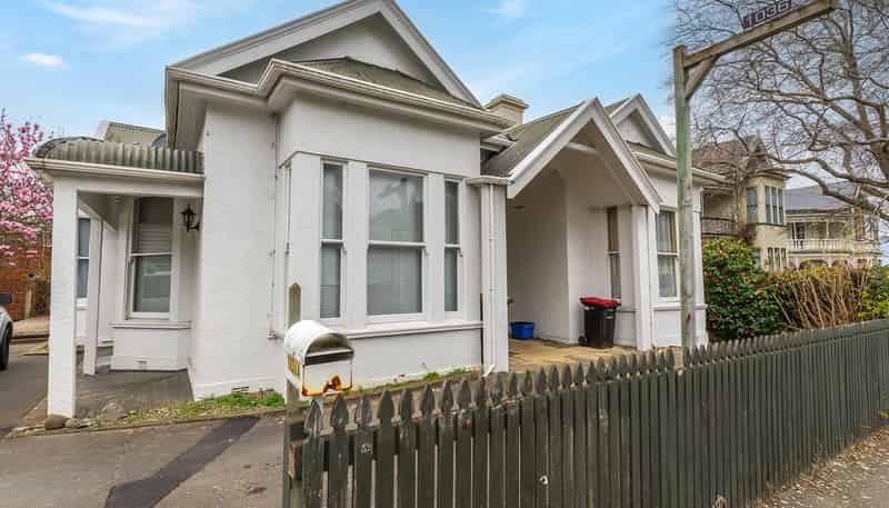 Room 2/1036 George Street, North Dunedin