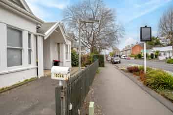 Room 2/1036 George Street, North Dunedin
