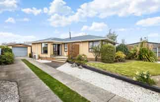 38 Boston Avenue, Hornby