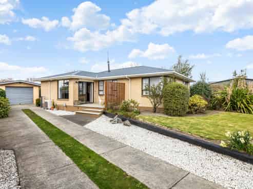 38 Boston Avenue, Hornby