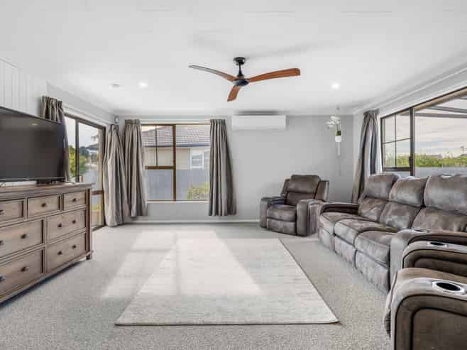 38 Boston Avenue, Hornby