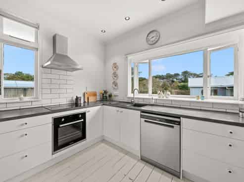 26 South Featherston Road, Featherston