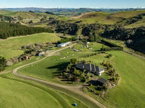 324 Reeces Road, Omihi