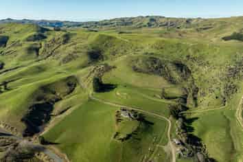 324 Reeces Road, Omihi