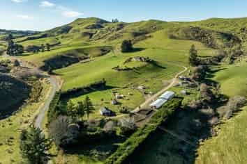324 Reeces Road, Omihi