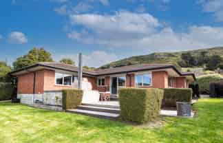 7 Gilders Grove, Heathcote Valley