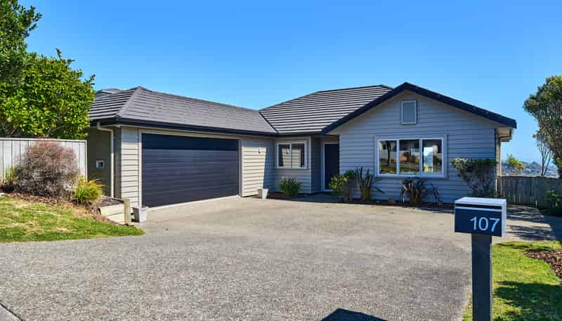 107 Endeavour Drive, Whitby