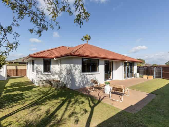 25 Beachmere Place, Papamoa