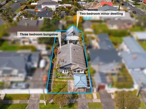 72 Eversleigh Road, Belmont