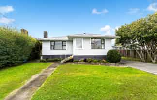 50 Barrys Road, Glendene