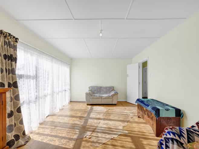 16 Grey Street, Hawera