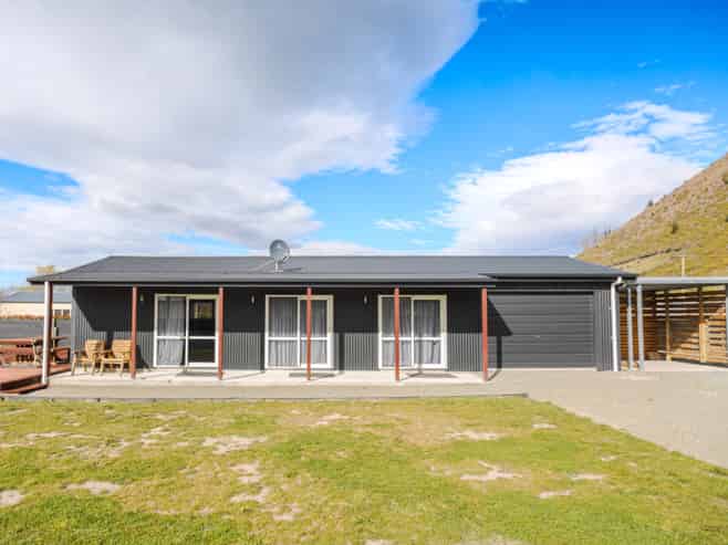 76 Gordon Street, Kurow
