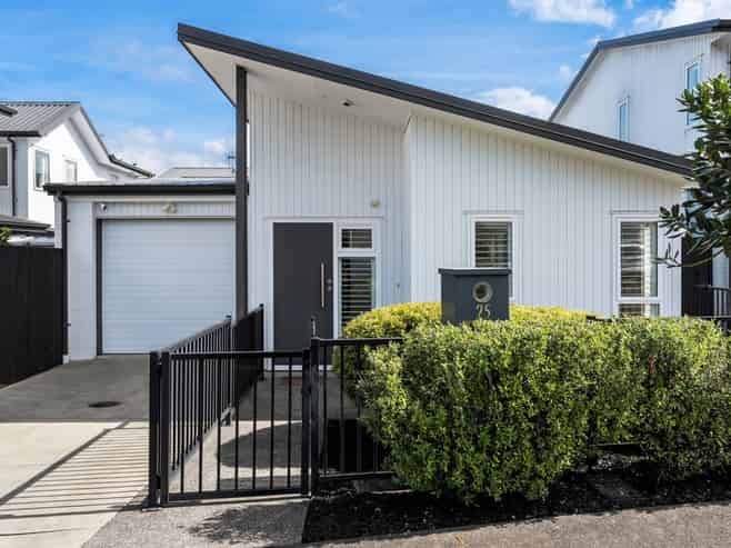 25 Fenchurch Street, Glen Innes