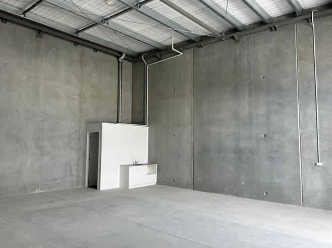 Modern Warehouse Space – Riverlea Precinct