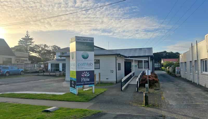 12 Wallis Street, Raglan